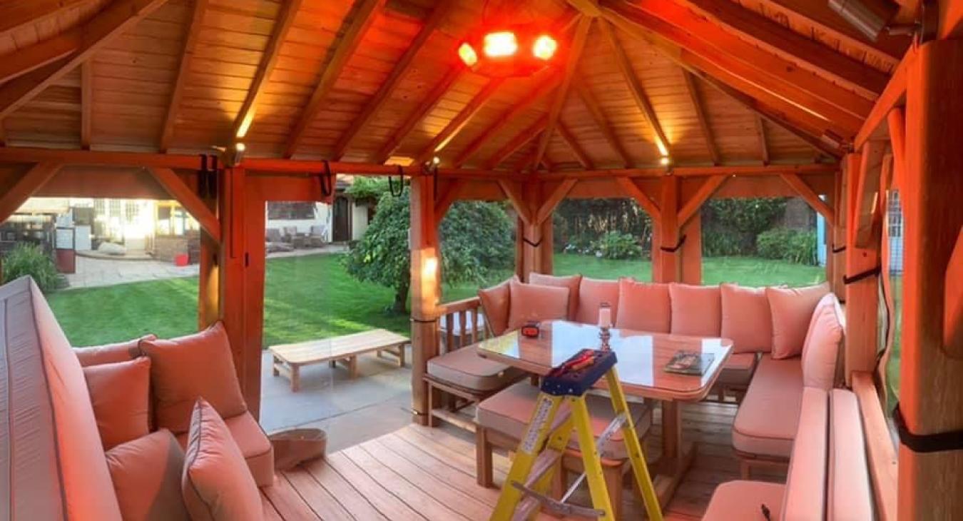 Wireless outdoor gazebo lighting